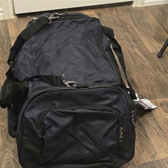 Swiss Tech 28" Excursion Travel Duffel Bag- Black - Picture 13 of 13